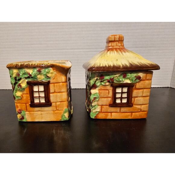 Vintage Set of Cottage Creamer & Sugar Bowl with Lid Made in Occupied Japan - Picture 2 of 10